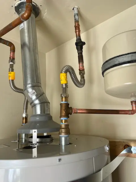 Water heater installation and plumbing repair in Zellwood